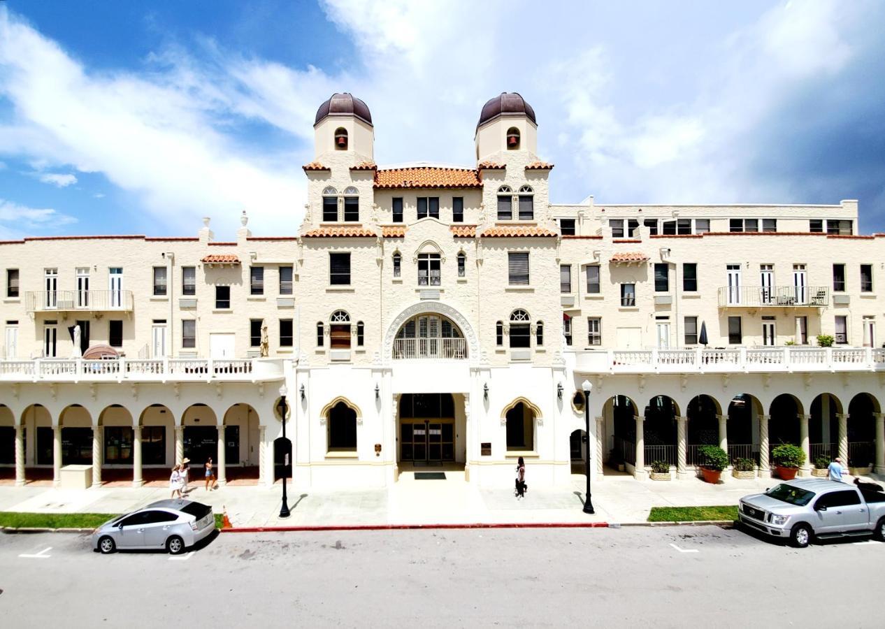 Cozy Studio In The Heart Of The Palm Beach Island - Free Valet Service Exterior photo